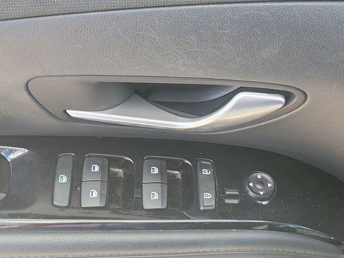 Used 2024 Hyundai Tucson Limited image 14