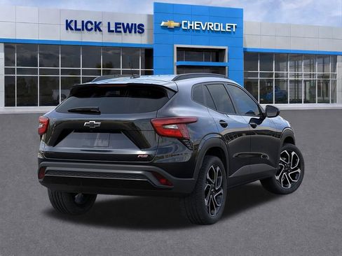 New 2026 Chevrolet Trax RS w/ Driver Confidence Package FWD image 4