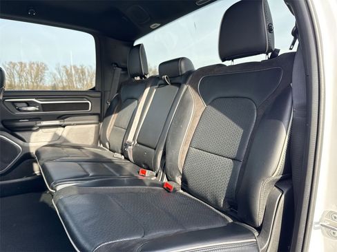 Used 2024 RAM 1500 Laramie image 24