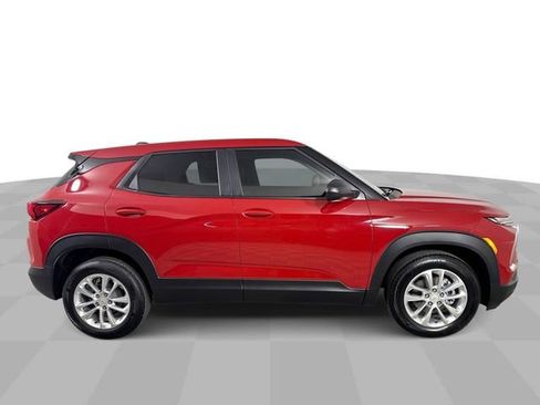 New 2026 Chevrolet TrailBlazer LS w/ LS Convenience Package FWD image 9