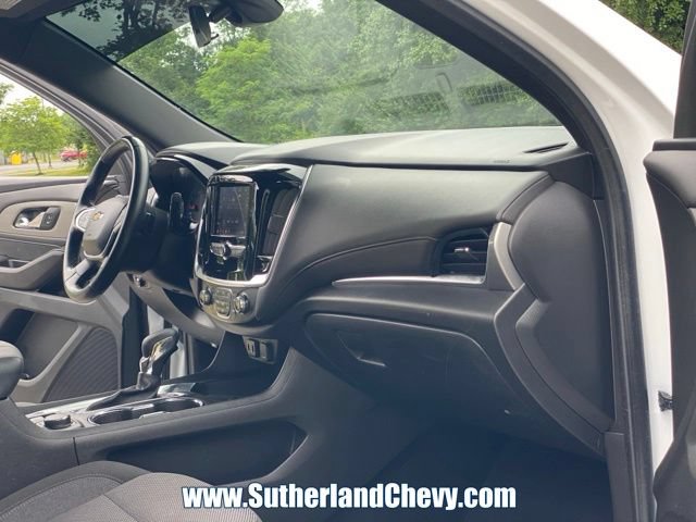 Used 2023 Chevrolet Traverse LT FWD image 18