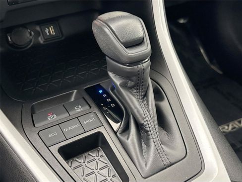 Certified 2023 Toyota RAV4 LE FWD image 23