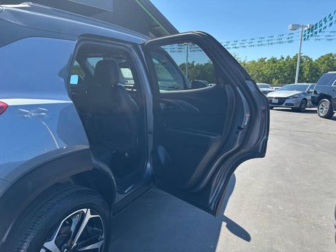 Used 2021 Chevrolet TrailBlazer RS w/ Technology Package image 14
