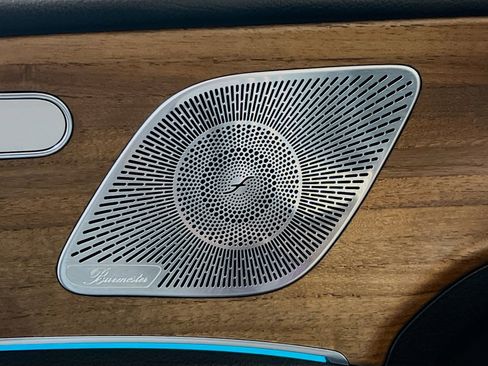 Used 2021 Mercedes-Benz GLE 350 4MATIC w/ Premium Package image 15