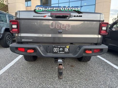 Used 2025 Jeep Gladiator Mojave w/ Convenience Group image 7