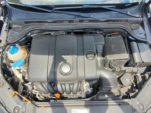 Used 2012 Volkswagen Jetta SE FWD image 18