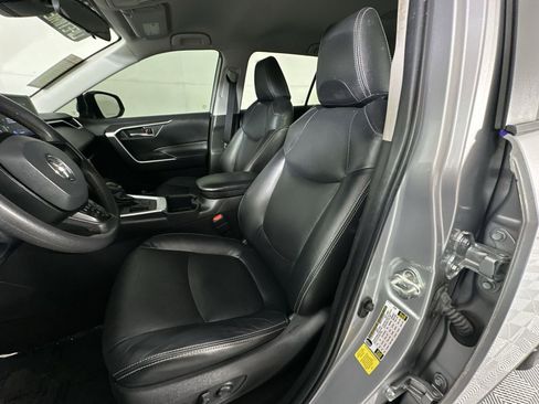 Used 2023 Toyota RAV4 XLE FWD image 11
