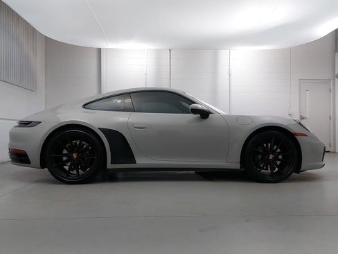 Certified 2021 Porsche 911 Carrera image 8