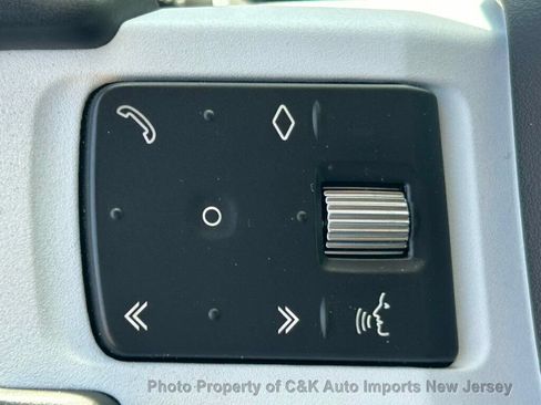 Used 2023 Land Rover Defender 110 SE AWD/4WD image 45