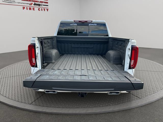 Used 2023 GMC Sierra 1500 Denali w/ Technology Package AWD/4WD image 42