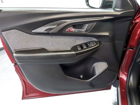 Used 2023 Chevrolet TrailBlazer LT w/ Convenience Package image 25