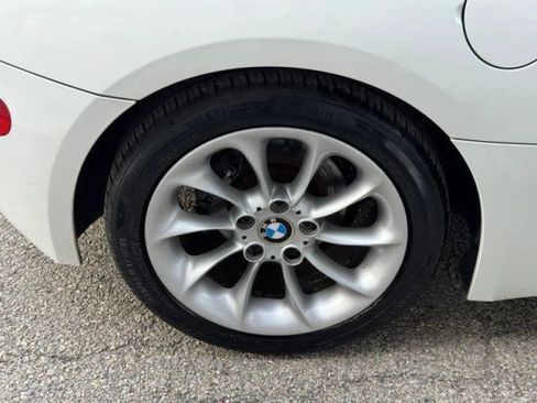 Used 2005 BMW Z4 2.5i RWD image 40