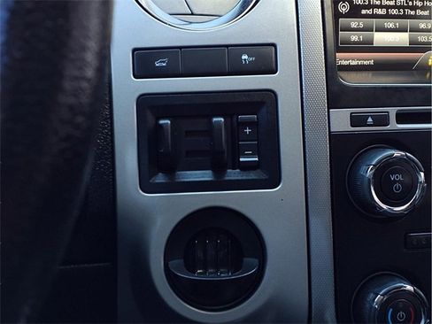 Used 2015 Ford Expedition EL XLT w/ Equipment Group 202A image 10