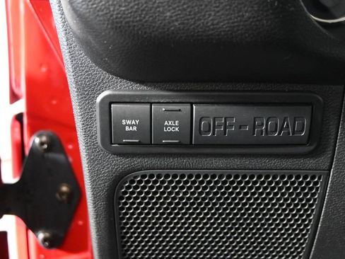 Used 2012 Jeep Wrangler Unlimited Rubicon w/ Connectivity Group AWD/4WD image 24