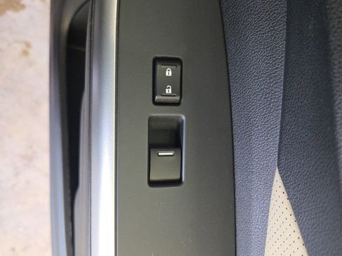 Used 2016 Honda CR-V Touring image 23