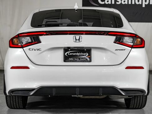 Used 2023 Honda Civic Sport image 9