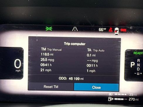 Certified 2023 Volvo XC60 T8 Ultimate image 29