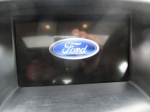 Used 2018 Ford Focus SEL FWD image 27