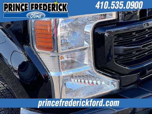 Used 2022 Ford F250 XLT w/ Black Appearance Package image 25
