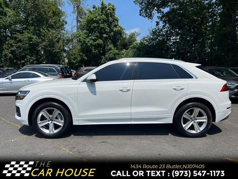 Used 2021 Audi Q8 Premium image 7