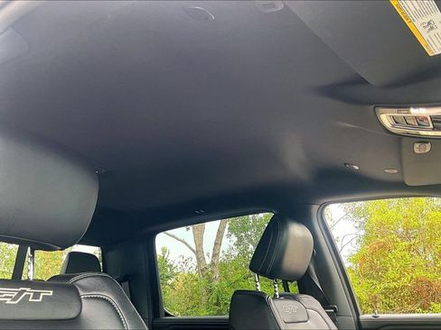 Used 2022 RAM 1500 Laramie AWD/4WD image 21