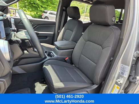 Used 2025 Chevrolet Colorado LT w/ Advanced Trailering Package RWD image 9