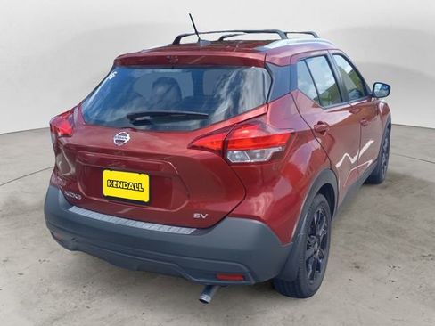 Used 2019 Nissan Kicks SV w/ Exterior Package FWD image 4
