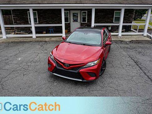 Used 2019 Toyota Camry XSE FWD image 3