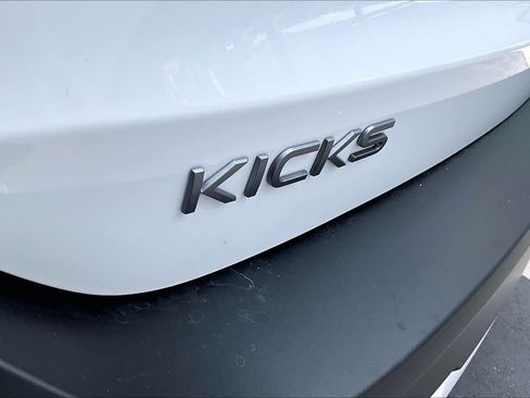 New 2026 Nissan Kicks SV w/ Cold Weather Package FWD image 15