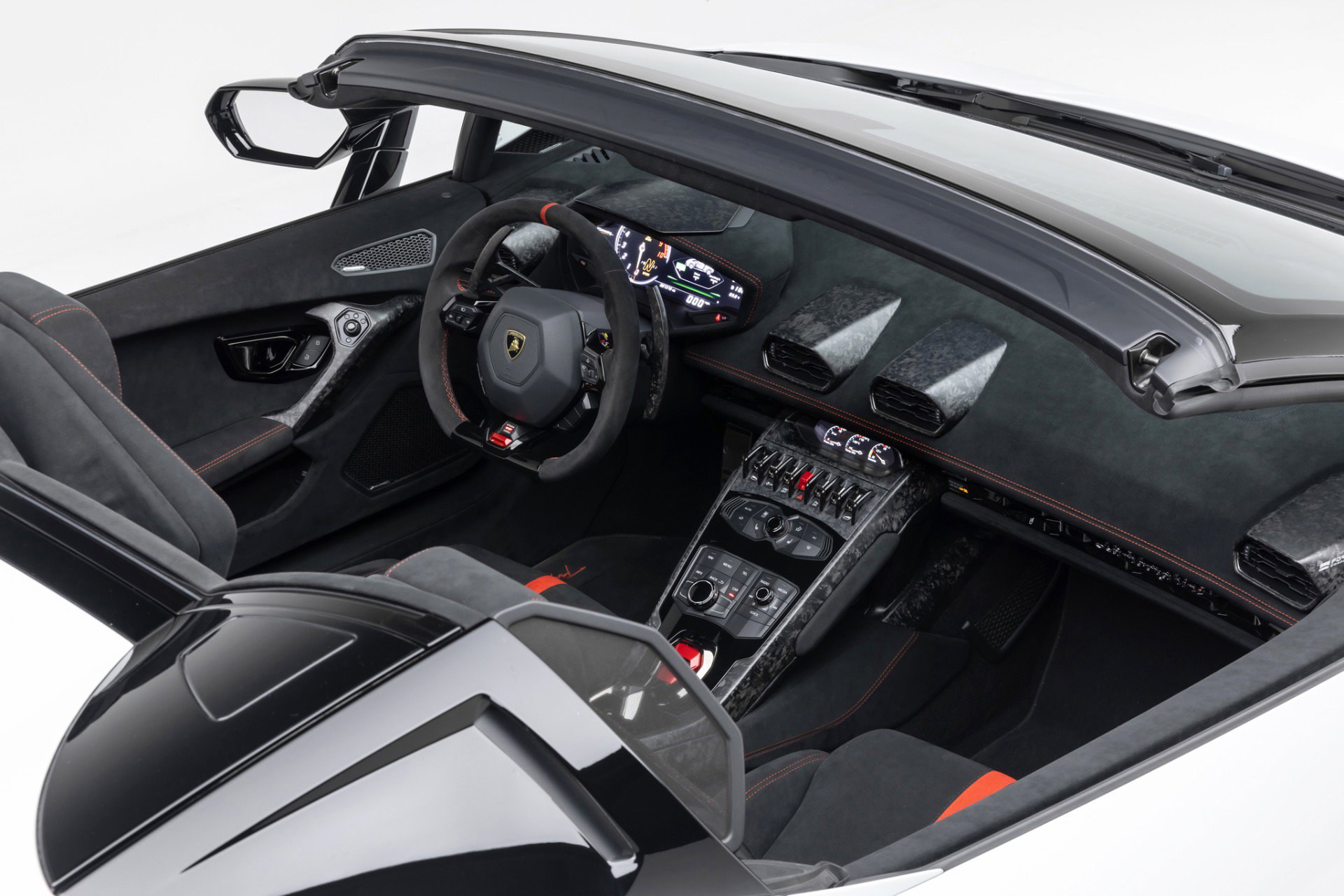 Used 2019 Lamborghini Huracan Performante AWD/4WD image 7