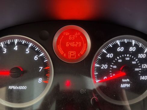 Used 2012 Nissan Sentra 2.0 SR w/ Special Edition Pkg image 9