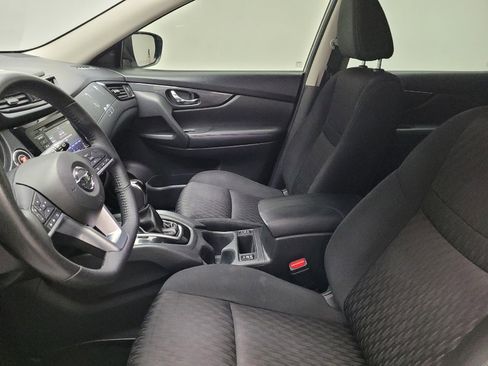 Used 2019 Nissan Rogue SV FWD image 17