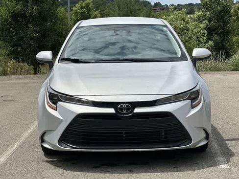 Used 2024 Toyota Corolla LE FWD image 28