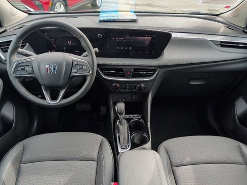Certified 2024 Buick Encore GX Preferred w/ Comfort Package FWD image 18