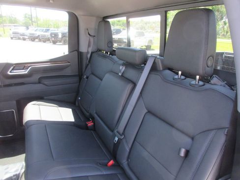 New 2026 GMC Sierra 1500 Elevation w/ Elevation Premium Package AWD/4WD image 14