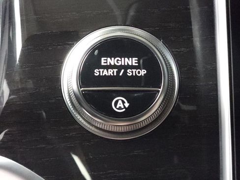 Certified 2026 Mercedes-Benz GLC 300 4MATIC image 15