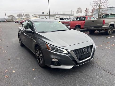 Used 2022 Nissan Altima 2.5 SL image 3