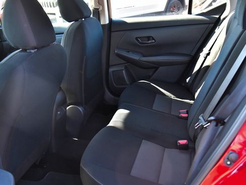 Used 2025 Nissan Sentra SV FWD image 31
