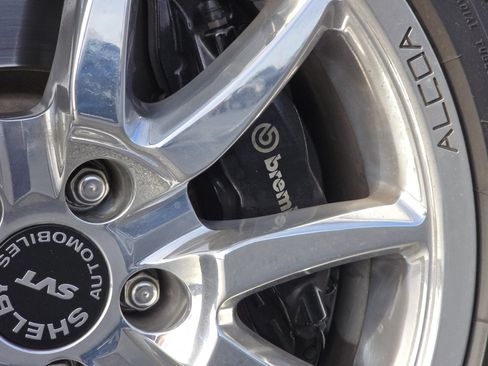 Used 2009 Ford Mustang Shelby GT500 image 5