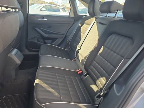Used 2024 Volkswagen Jetta Sport image 14