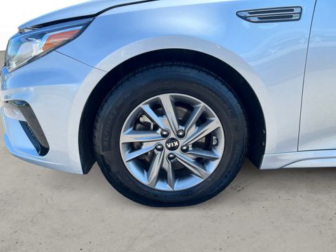 Used 2019 Kia Optima LX FWD image 9