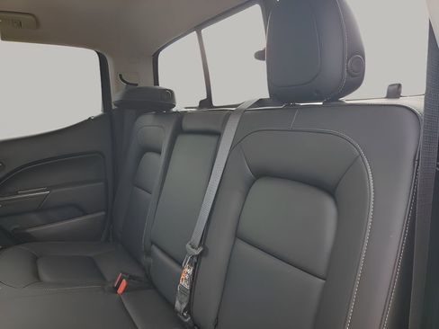 Used 2019 Chevrolet Colorado ZR2 image 19