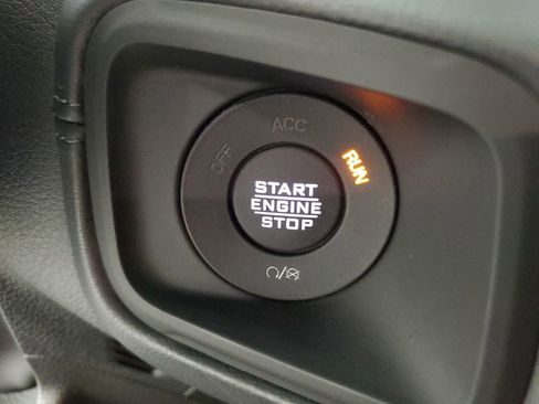 New 2025 Jeep Gladiator Rubicon image 18