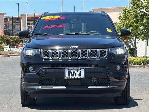 New 2026 Jeep Compass Latitude AWD/4WD image 5