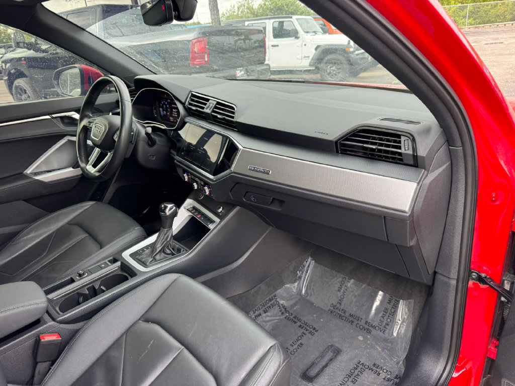 Used 2023 Audi Q3 2.0T Premium AWD/4WD image 25