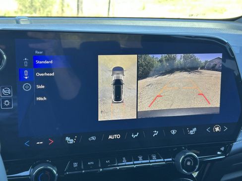 New 2026 Chevrolet Blazer EV LT w/ Super Cruise Package FWD image 16