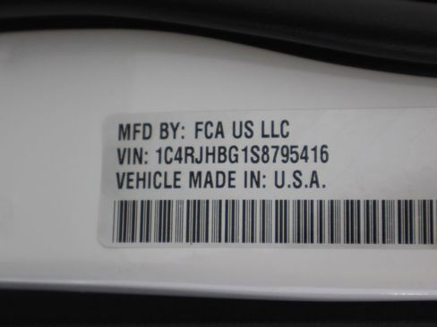 New 2025 Jeep Grand Cherokee Limited image 44