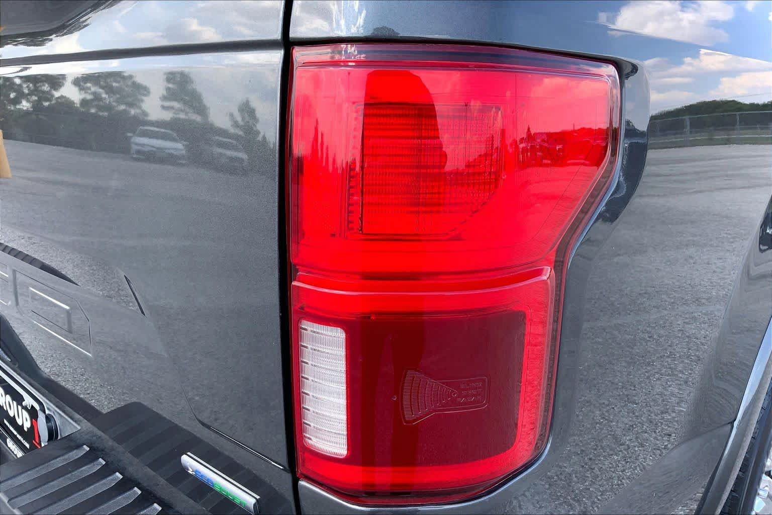 Used 2019 Ford F150 Lariat RWD image 30