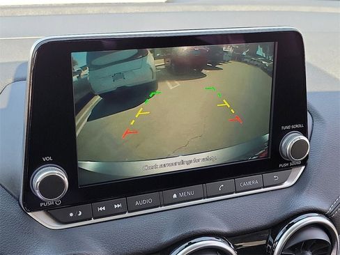 Used 2023 Nissan Sentra SV image 10