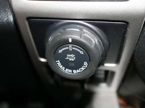 Used 2020 Ford F150 Lariat w/ Equipment Group 502A Luxury AWD/4WD image 24